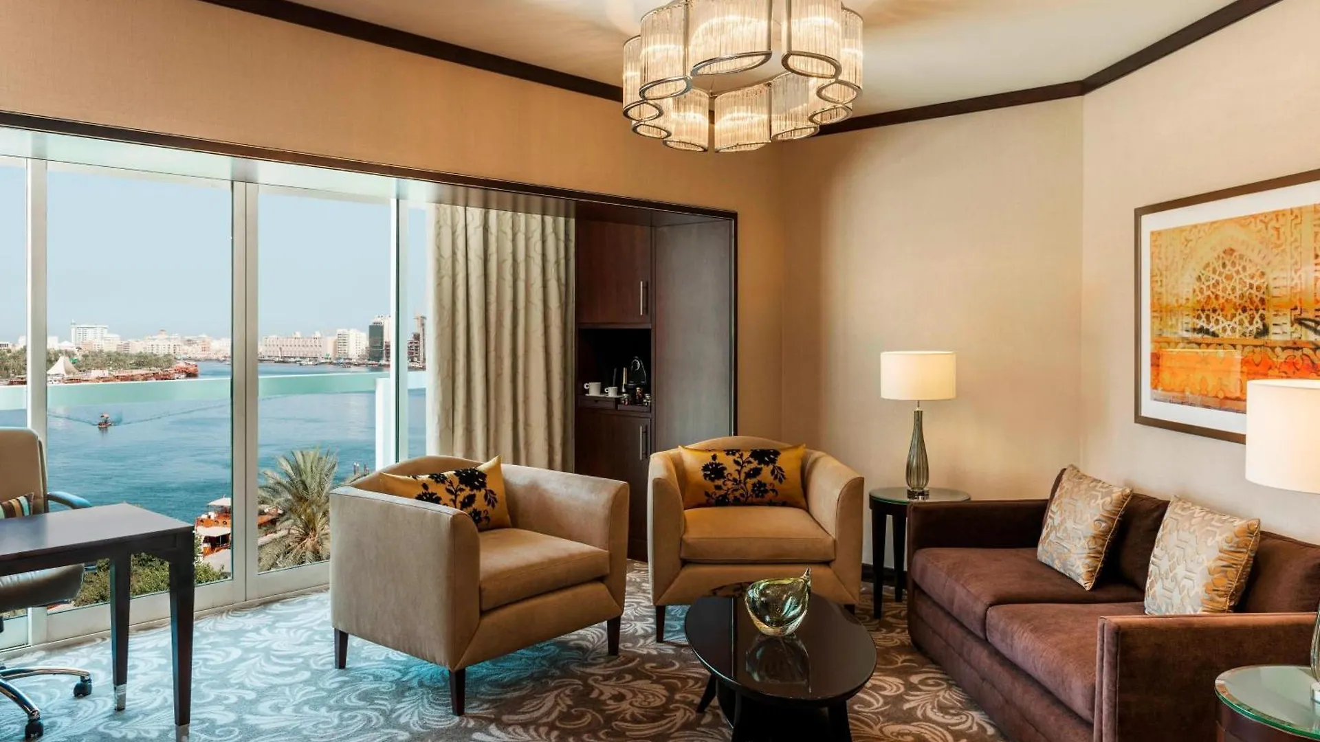 Sheraton Dubai Creek Hotel & Towers