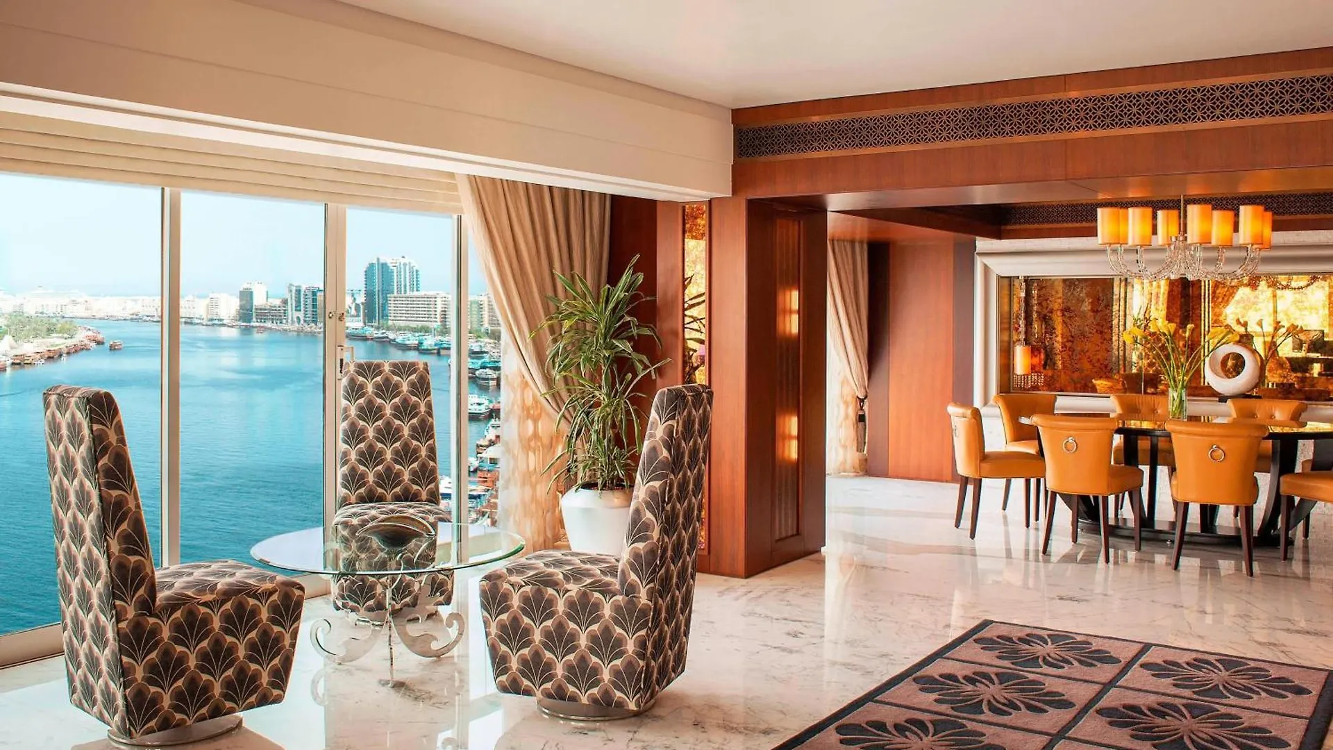 Sheraton Dubai Creek Hotel & Towers