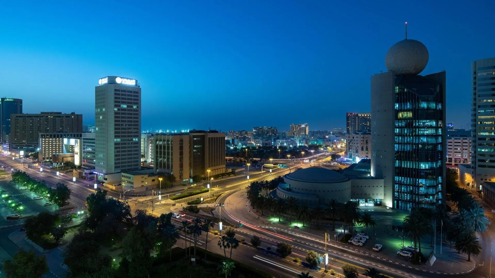 Sheraton Dubai Creek Hotel & Towers