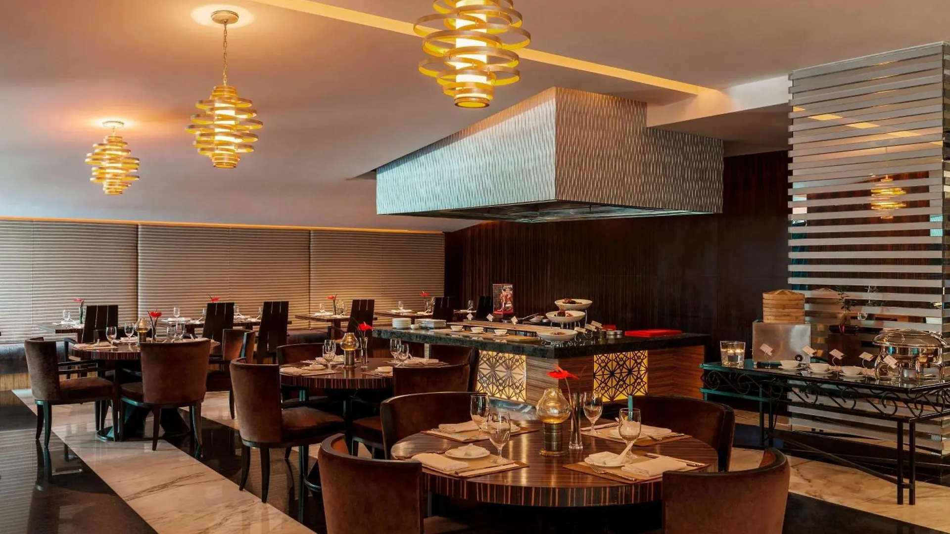 Sheraton Dubai Creek Hotel & Towers