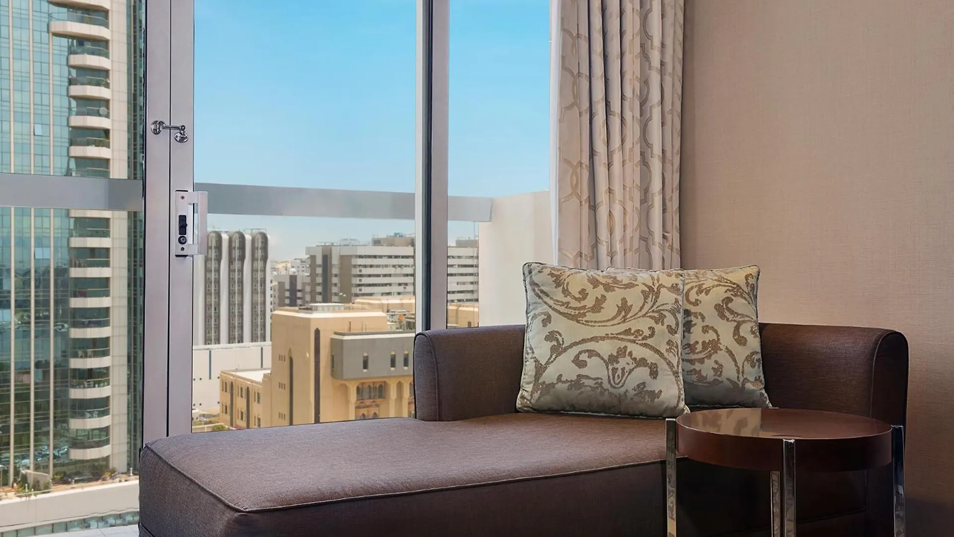 *****  Sheraton Dubai Creek Hotel & Towers United Arab Emirates